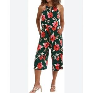 NWOT Maggie London floral jumpsuit